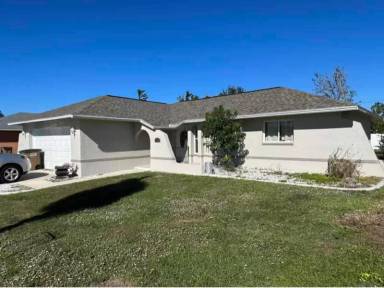 Main picture of 233 SW 32nd Ter