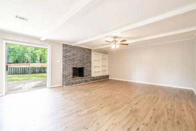 Main picture of 3216 Caitlin Ct