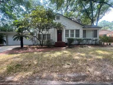 Main picture of 3904 Hollingsworth St