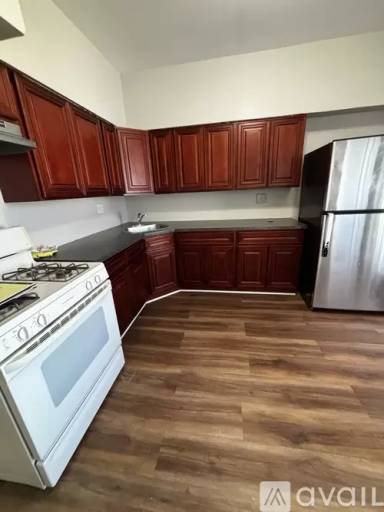 Main picture of 203 Lawrence Pl