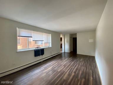 Main picture of 6128 N Kenmore Ave