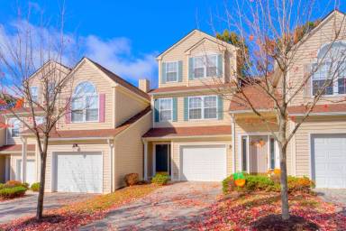 Main picture of 205 Huff Heritage Ln