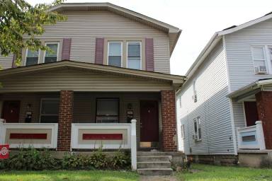 Main picture of 1461 N Grant Ave