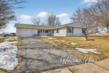 Main picture of 55 Ember Ln