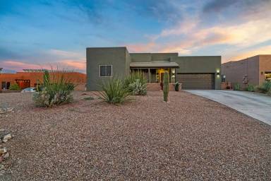 Main picture of 10710 E Lunate Ln