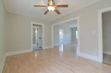 Main picture of 1141 S 30th Ave