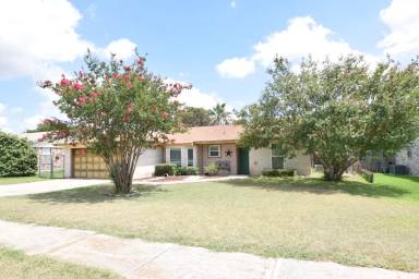 Main picture of 2201 El Dorado Dr