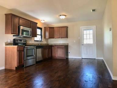 Main picture of 54111 Katy Dr