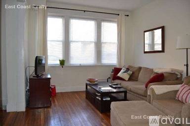 Main picture of 82 Brainerd Rd