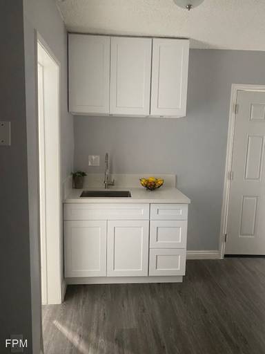 Main picture of 220 Roselake Ave