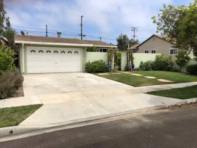 Main picture of 21630 Linda Dr