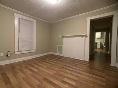 Main picture of 926 Cantwell St