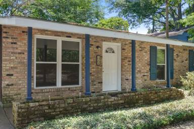 Main picture of 728 Rothmer Dr