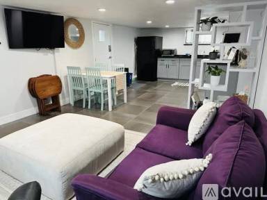 Main picture of 3860 Orchard Ave