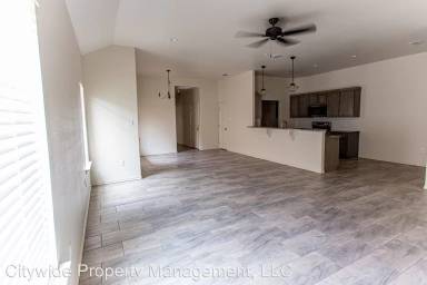 Main picture of 2602 136th St
