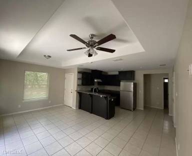 Main picture of 1302 W Harrison Ave