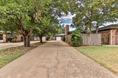 Main picture of 4305 52nd St