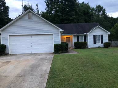 Main picture of 400 Edgewood Dr