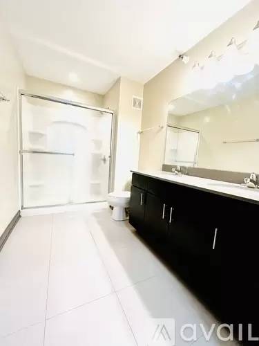 Main picture of 4560 N High St