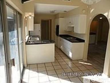 Main picture of 2620 Picadilly Ln