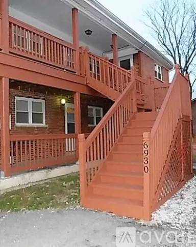 Main picture of 6930 Silverton Ave