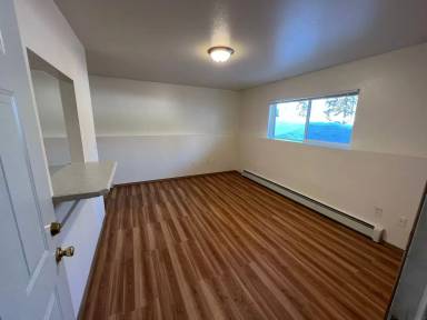 Main picture of 2327 Eureka St