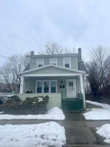 Main picture of 24 Miller St