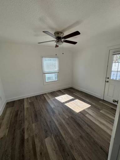 Main picture of 306 S 12th St