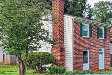 Main picture of 2455 Whitney Ct