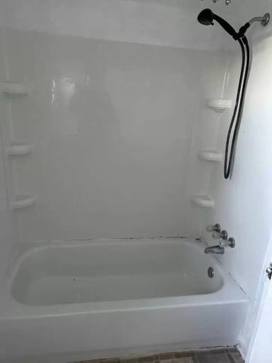 Main picture of 926 11th St SE