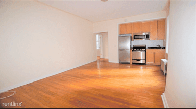 Main picture of 117 W 13th St