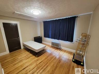 Main picture of 19 Woodman Rd