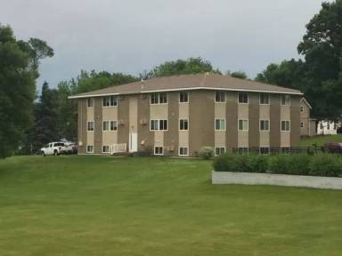 Main picture of 316 Wilson St W