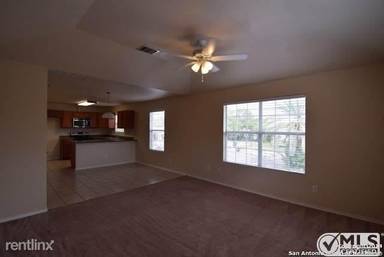 Main picture of 1331 N Gevers St