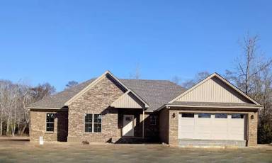 Main picture of 3410 Pinewood Ln