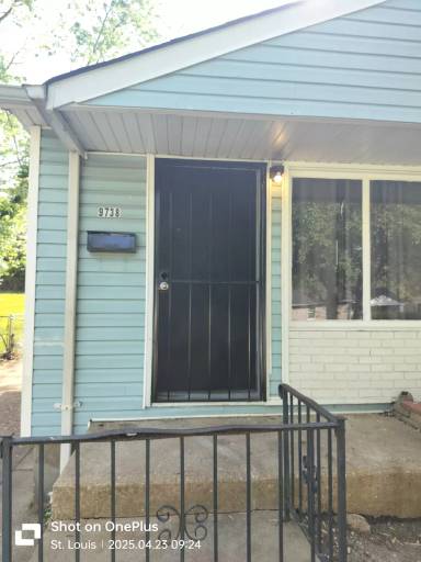 Main picture of 9738 Millburn Dr