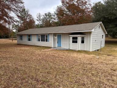 Main picture of 517 Lawrence Dr