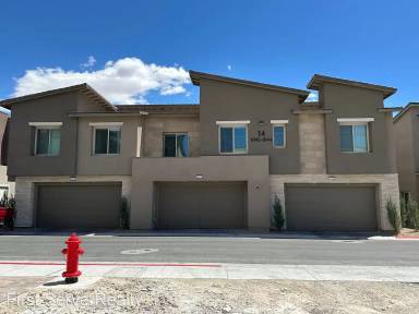 Main picture of 600 N Carriage Hl Dr