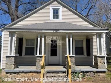 Main picture of 1931 Bedford St