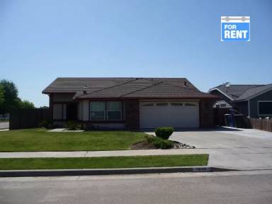 Main picture of 1445 Oakwood