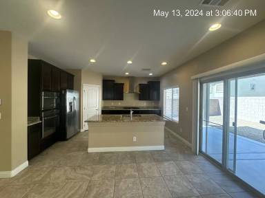 Main picture of 8106 Crushed Velvet Pl