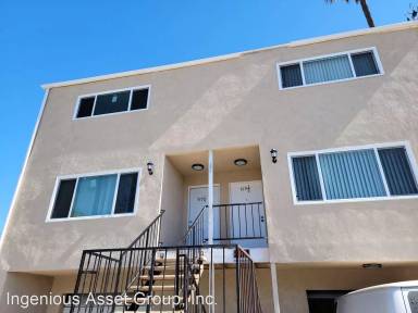 Main picture of 519 W Hillcrest Blvd