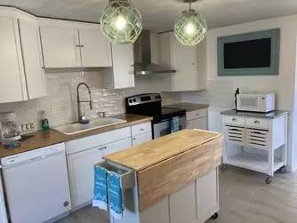 Main picture of 1 Harwich Cir