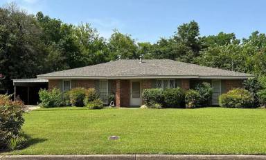 Main picture of 4409 McCampbell Dr