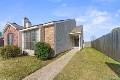 Main picture of 15631 Shenandoah Square Ave