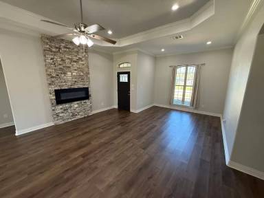 Main picture of 104 Hay Meadow Dr