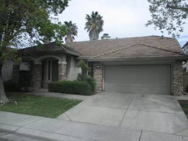 Main picture of 400 Connor Cir