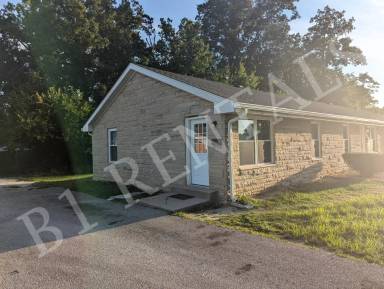 Main picture of 101 Davis St