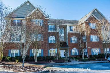 Main picture of 6941 Hanesbrook Cir