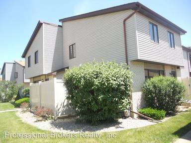Main picture of 260 E Woodlawn Rd